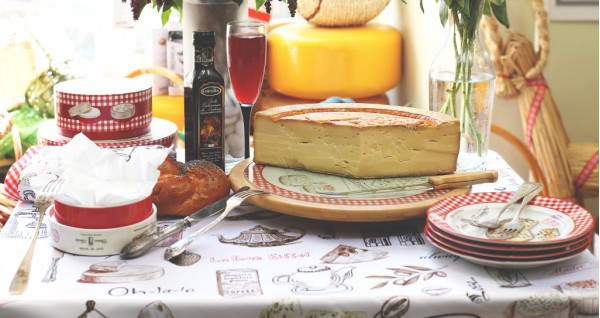 Сыры твердых сортов, посуда для сыра из коллекции Maitre Fromager производитель Nuova R2S