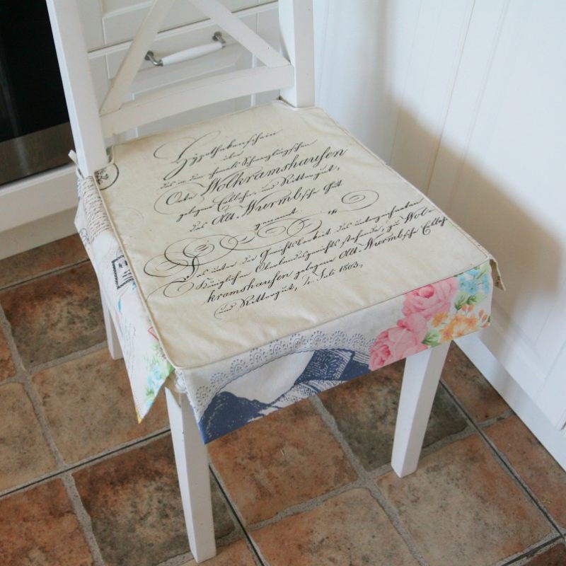 Двухсторонняя сидушка на стул "Туманное письмо"