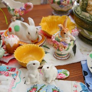 Масленка Кролик "Цветочный базар"
