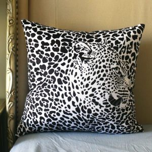 Подушка "Леопард" 50х50 см
