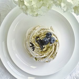 Тарелка десертная белая без принта "Посуда Белье" 20 см