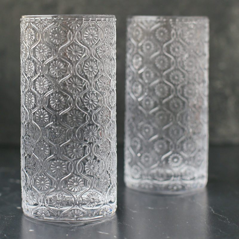 Новогодний стакан стеклянный прозрачный "Cherish" с цветком бегонии