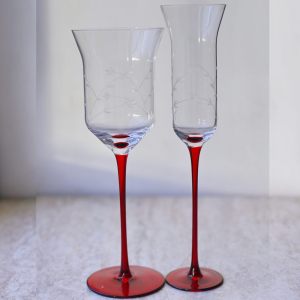 Набор новогодних бокалов на тонкой ножке с гравировкой "Традиции", 2 вида для вина и шампанского