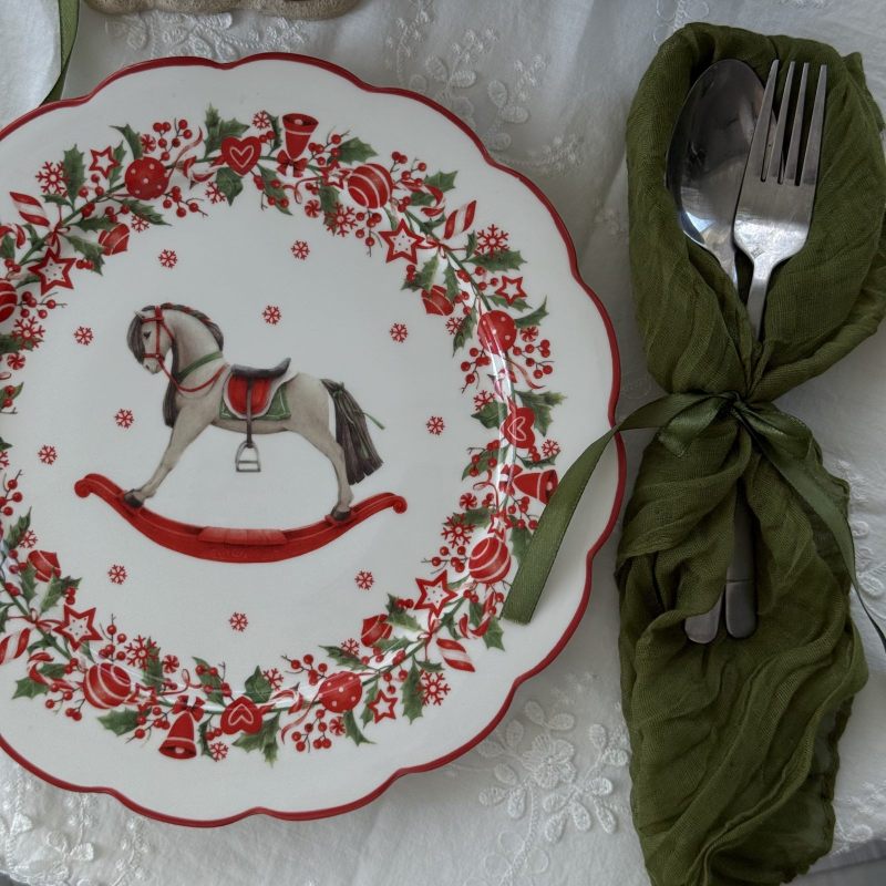 Обеденная новогодняя тарелка "Christmas Traditions" 26см