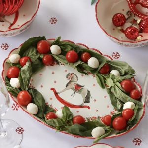 Овальное новогоднее блюдо "Christmas Traditions" 32см