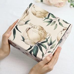 Подарочная коробка с наполнителем "Peony" 20х20х10 см