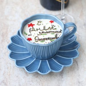 ТОРТ В КРУЖКЕ: Сладкий подарок к 23 февраля, с надписью "С Днём защитника Отечества"