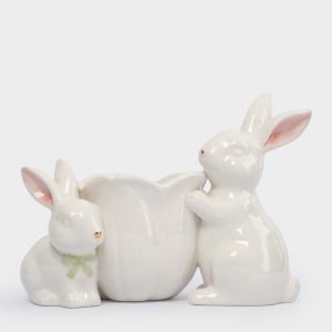 Конфетница пасхальная "Кролики с цветком" 19х15 см в подарочной упаковке