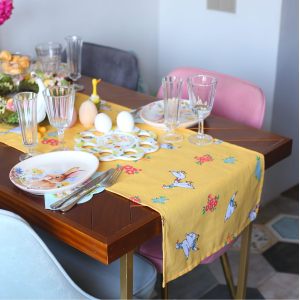 Пасхальная дорожка на стол "Гуси"