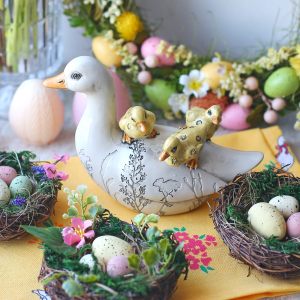 Пасхальный декор "Утка с утятами"