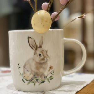 Кружка пасхальная "Кролик в цветах" 360 мл из фарфора