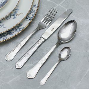 Набор столовых приборов "Face - QUEEN" в подарочной упаковке