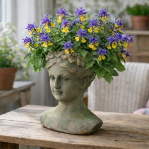 Кашпо "Флора" в виде бюста