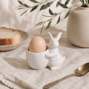 Подставка для яиц "Белый кролик"