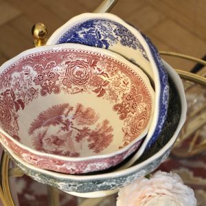 Салатник средний "Rose" 15,7см